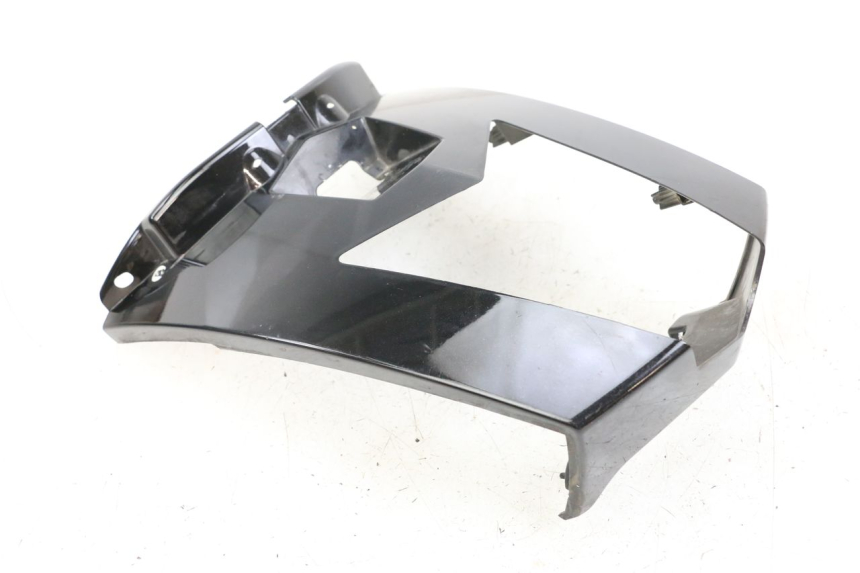 photo de JUNÇÃO DO CARENAGEM TRASEIRO PEUGEOT GEOPOLIS RS 125 (2007 - 2009) - Pontos de fixação