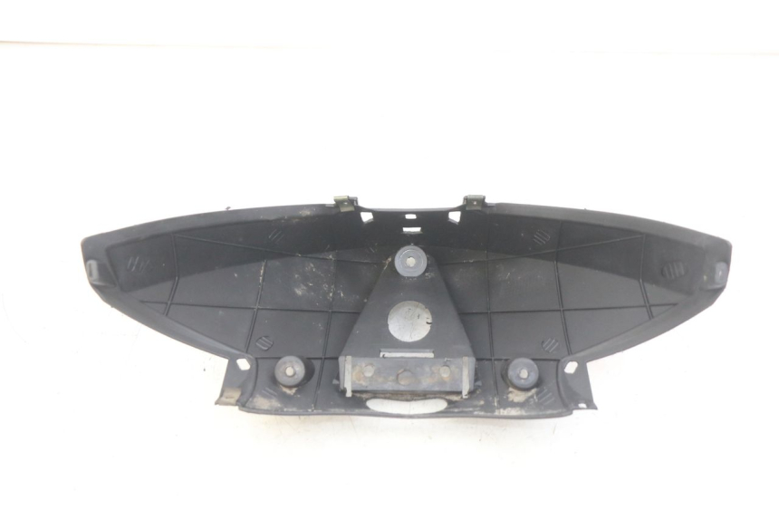 photo de JUNÇÃO DO CARENAGEM TRASEIRO TNT MOTOR GRIDO 2T 50 (2010 - 2019) - Detalhe da peça