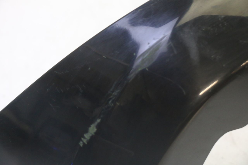 photo de JUNÇÃO DO CARENAGEM TRASEIRO INFERIOR SUZUKI BURGMAN 125 (2007 - 2014) - Zoom do estado de desgaste