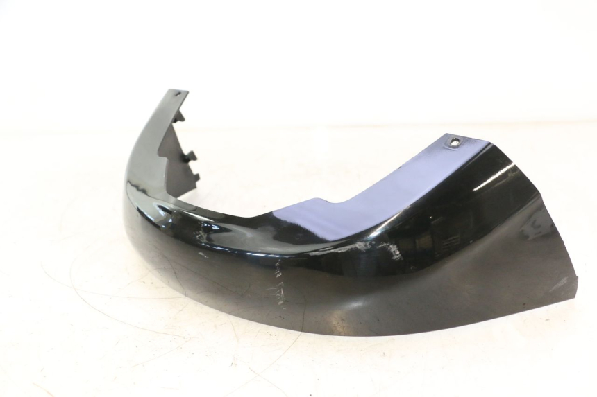 photo de JUNÇÃO DO CARENAGEM TRASEIRO INFERIOR SUZUKI BURGMAN 125 (2007 - 2014) - Ampliação técnica