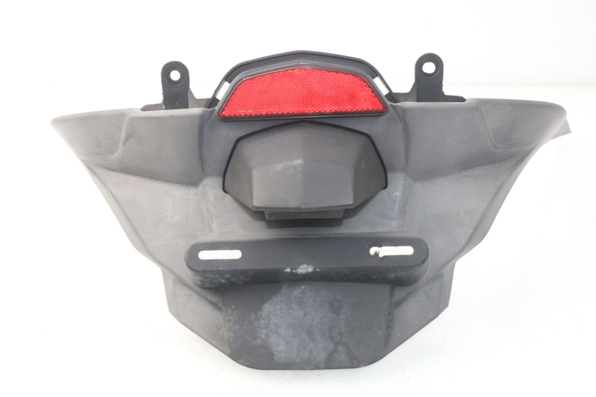 photo de JUNÇÃO DO CARENAGEM TRASEIRO INFERIOR KYMCO DINK STREET 125 (2009 - 2014) - Vista principal