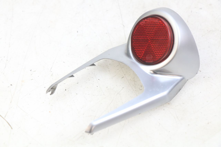 photo de JUNÇÃO DO CARENAGEM TRASEIRO INFERIOR PEUGEOT DJANGO 4T 50 (2014 - 2019) - Vista principal