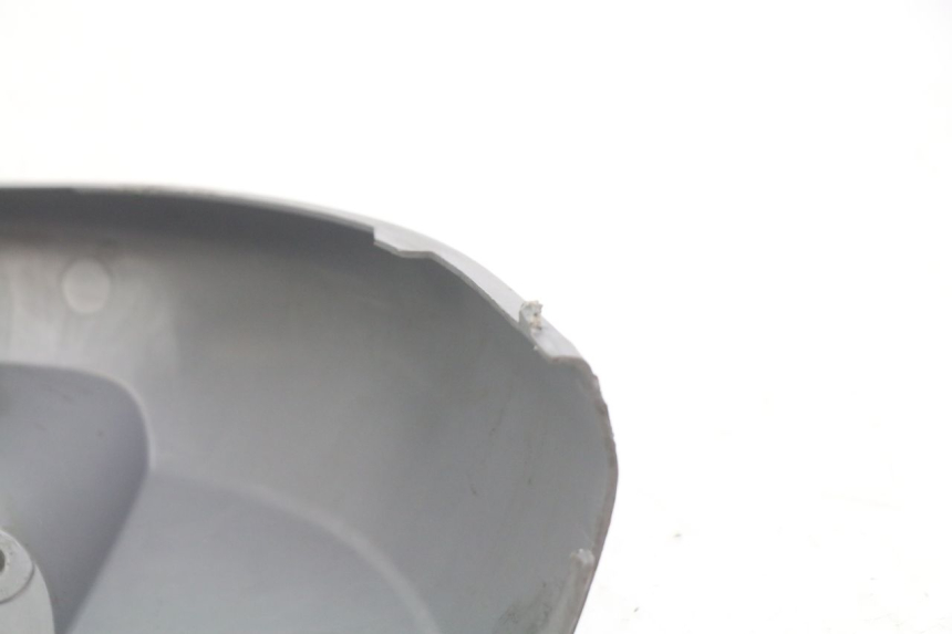 photo de JUNÇÃO DO CARENAGEM TRASEIRO INFERIOR HONDA FES PANTHEON 2T 125 (1998 - 2002) - Zoom do estado de desgaste