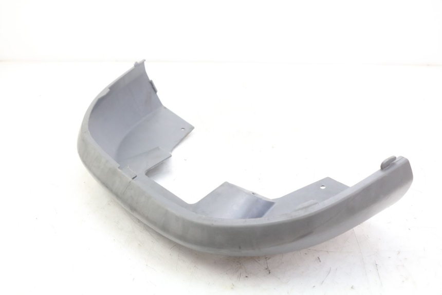 photo de JUNÇÃO DO CARENAGEM TRASEIRO INFERIOR HONDA FES PANTHEON 2T 125 (1998 - 2002) - Vista geral
