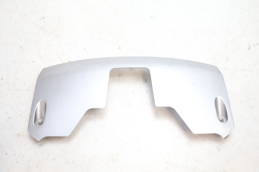photo de JUNÇÃO DO CARENAGEM TRASEIRO INFERIOR HONDA FJS SILVER WING SILVERWING 400 (2005 - 2008) - Vista principal