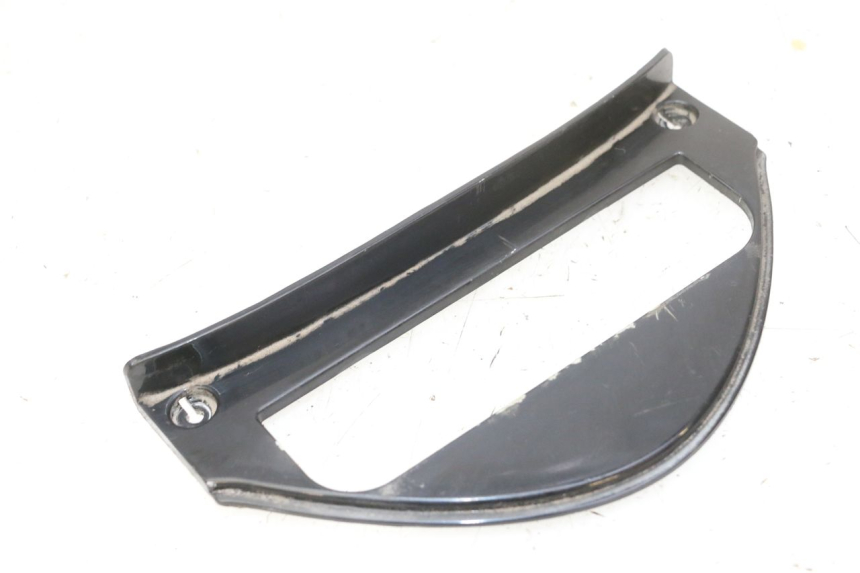 photo de JUNÇÃO DO CARENAGEM TRASEIRO INFERIOR KYMCO GRAND DINK 125 (2008 - 2014) - Vista principal