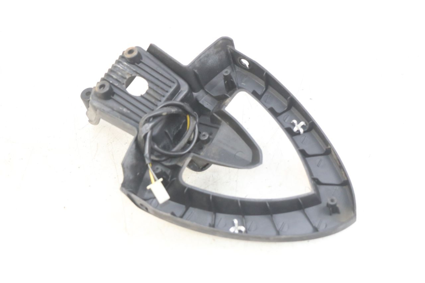 photo de JUNÇÃO DO CARENAGEM TRASEIRO INFERIOR TNT MOTOR GRIDO 2T 50 (2010 - 2019) - Zoom do estado de desgaste
