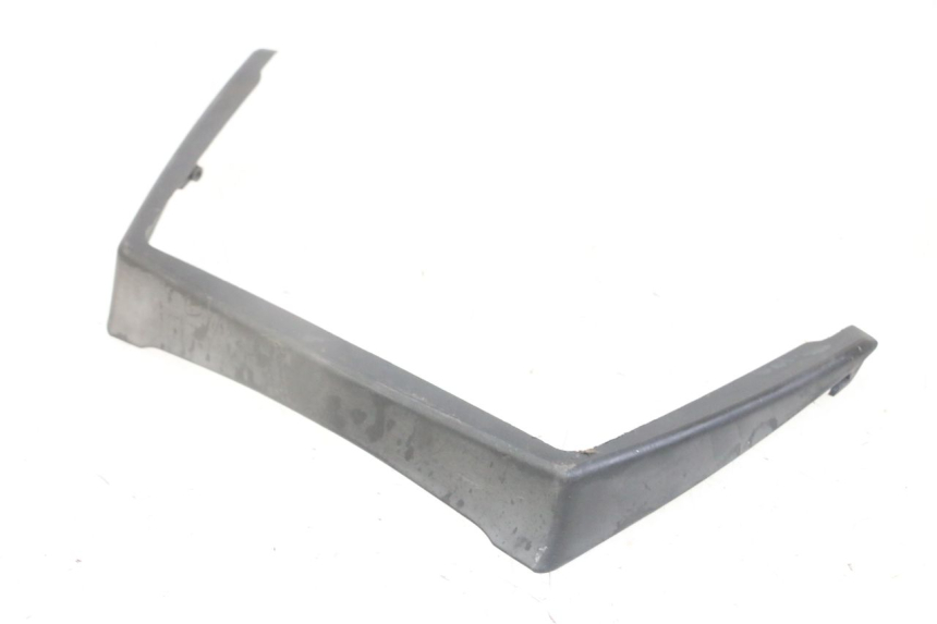 photo de JUNÇÃO DO CARENAGEM TRASEIRO INFERIOR SUZUKI GS GSE 500 (2001 - 2003) - Vista principal