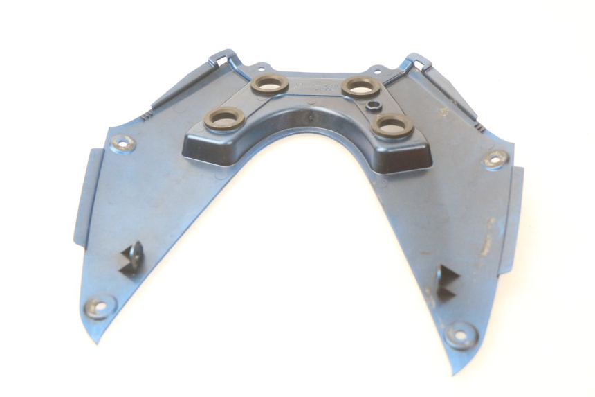 photo de JUNÇÃO DO CARENAGEM TRASEIRO INFERIOR SUZUKI GSX-R GSXR K16 1000 (2012 - 2016) - Ampliação técnica