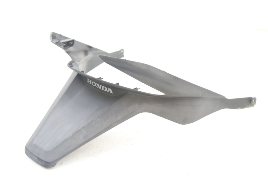 photo de JUNÇÃO DO CARENAGEM TRASEIRO INFERIOR HONDA FORZA 125 (2021 - 2025) - Vista principal