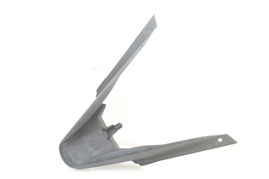 photo de JUNÇÃO DO CARENAGEM TRASEIRO INFERIOR HONDA PCX (JF57/JF64) 125 (2014 - 2018) - Pontos de fixação