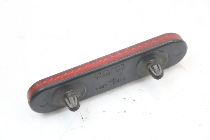 photo de JUNÇÃO DO CARENAGEM TRASEIRO INFERIOR PEUGEOT KISBEE 4T 50 (2010 - 2017) - Detalhe da peça