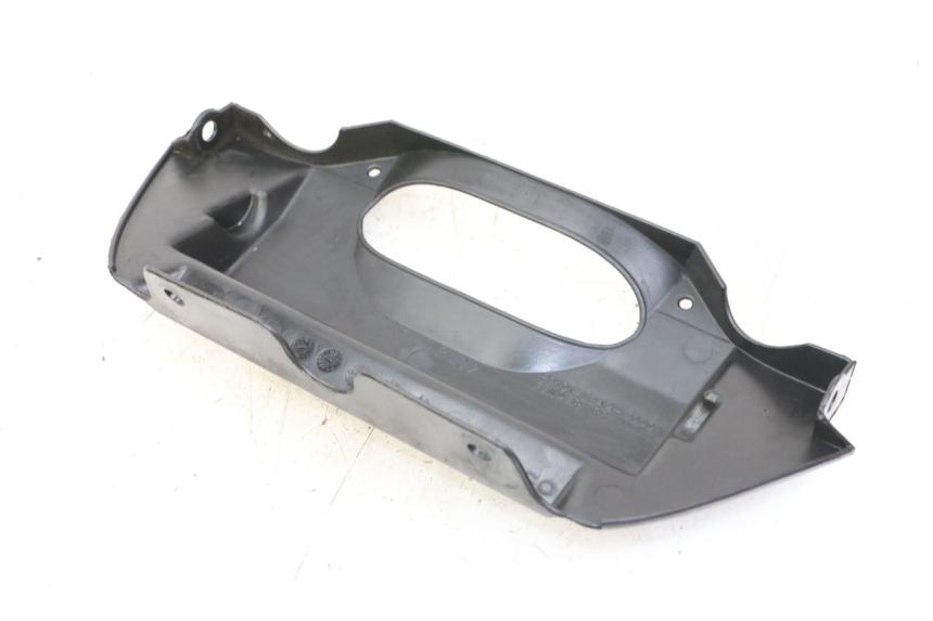 photo de JUNÇÃO DO CARENAGEM TRASEIRO INFERIOR KYMCO XCITING 500 (2007 - 2010) - Vista principal