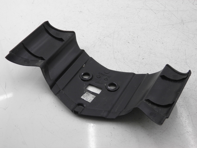 photo de JUNÇÃO DO CARENAGEM TRASEIRO INFERIOR PEUGEOT LUDIX 2 PRO 4T 50 (2008 - 2013) - Detalhe da peça