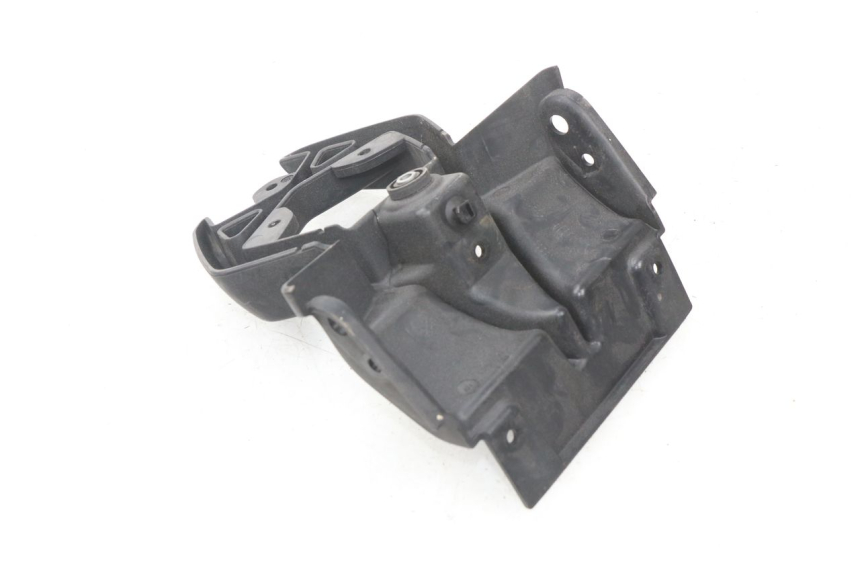 photo de JUNÇÃO DO CARENAGEM TRASEIRO INFERIOR BMW R GS 1200 (2005 - 2007) - Ampliação técnica