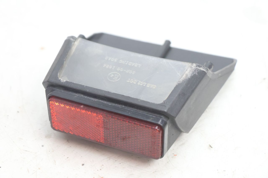 photo de JUNÇÃO DO CARENAGEM TRASEIRO INFERIOR YAMASAKI ROADSTER 50 (2013 - 2018) - Ampliação técnica