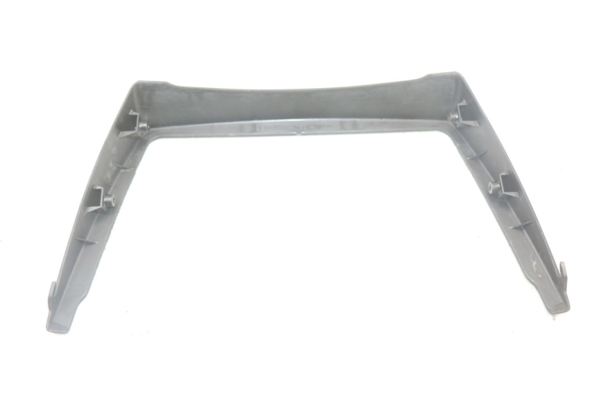 photo de JUNÇÃO DO CARENAGEM TRASEIRO INFERIOR SUZUKI GS F 500 (2004 - 2007) - Vista geral