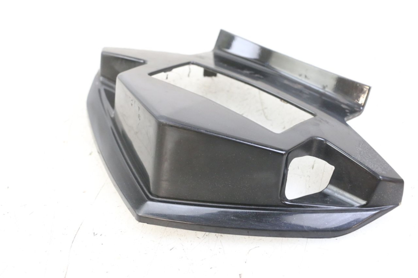 photo de JUNÇÃO DO CARENAGEM TRASEIRO KYMCO DINK 4T 50 (2007 - 2018) - Outro ângulo de visão