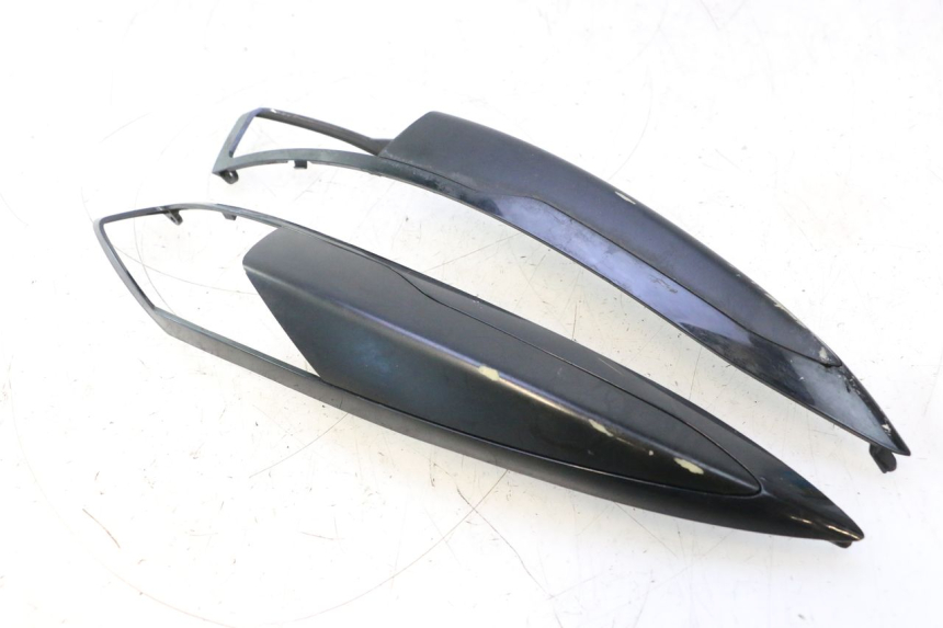photo de JUNÇÃO DA CARROÇARIA TRASEIRA PIAGGIO LIBERTY IGET 4T 50 (2021 - 2025) - Detalhe da peça