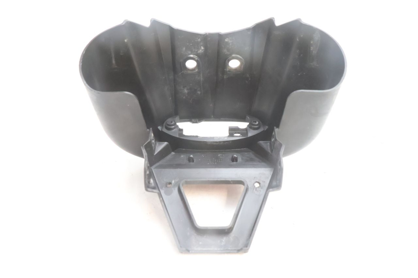 photo de JUNÇÃO DO CARENAGEM TRASEIRO PEUGEOT LUDIX BLASTER 50 (2006 - 2014) - Estado da superfície