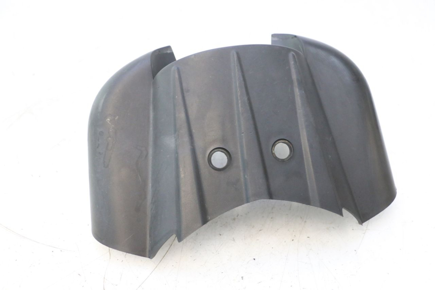 photo de JUNÇÃO DO CARENAGEM TRASEIRO PEUGEOT LUDIX ONE 50 (2004 - 2013) - Pontos de fixação