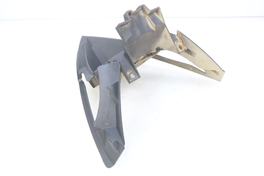 photo de JUNÇÃO DO CARENAGEM TRASEIRO EUROCKA MATADOR 4T 50 (2010 - 2016) - Detalhe da peça