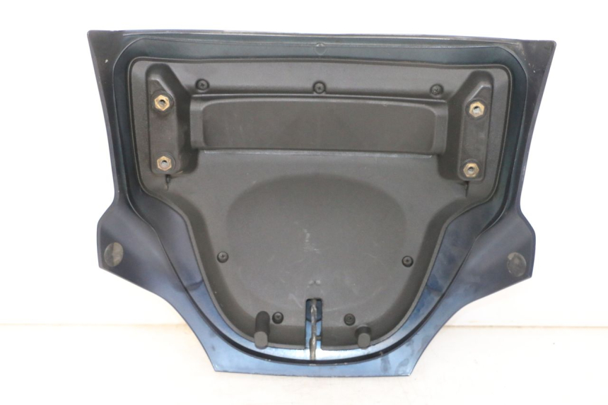 photo de JUNÇÃO DO CARENAGEM TRASEIRO PIAGGIO MP3 LT 300 (2010 - 2016) - Ampliação dos componentes