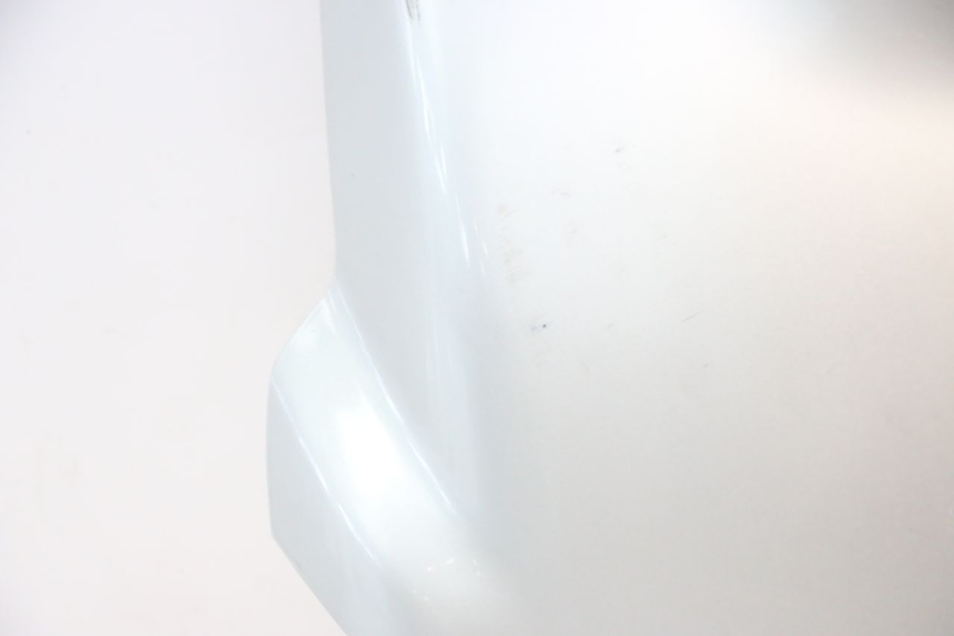 photo de JUNÇÃO DO CARENAGEM TRASEIRO PIAGGIO MP3 LT 300 (2010 - 2016) - Ampliação dos componentes