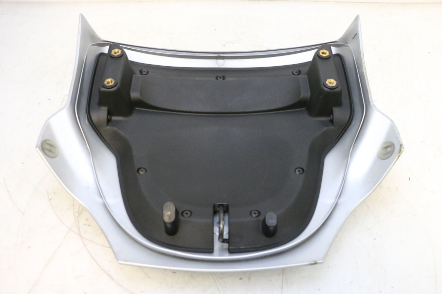 photo de JUNÇÃO DO CARENAGEM TRASEIRO PIAGGIO MP3 125 (2006 - 2014) - Ampliação técnica