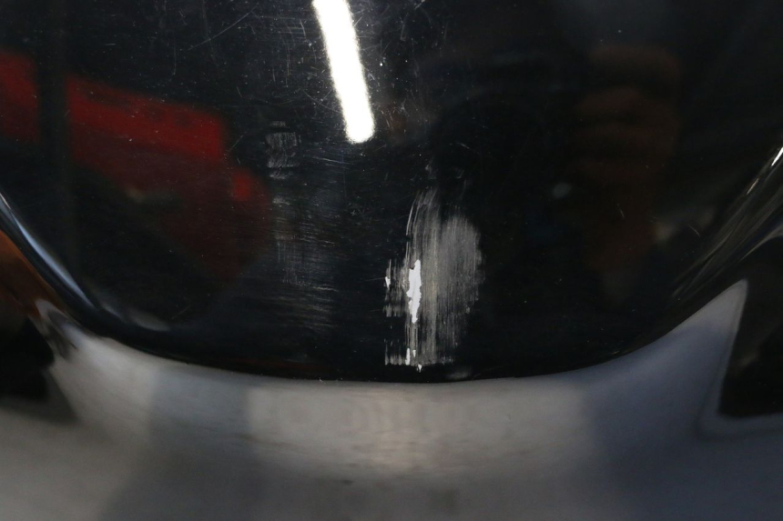 photo de JUNÇÃO DO CARENAGEM TRASEIRO PIAGGIO MP3 125 (2006 - 2014) - Zoom do estado de desgaste
