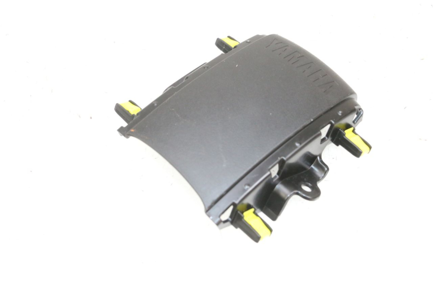 photo de JUNÇÃO DO CARENAGEM TRASEIRO YAMAHA NEO'S CORE 1 (2022 - 2026) - Detalhe da peça