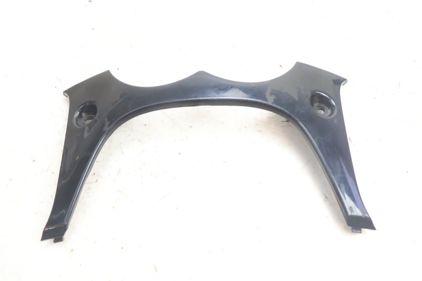 photo de JUNÇÃO DA CARENAGEM TRASEIRA YAMAHA NEO'S NEOS 2T 50 (1998 - 2007) - Vista principal