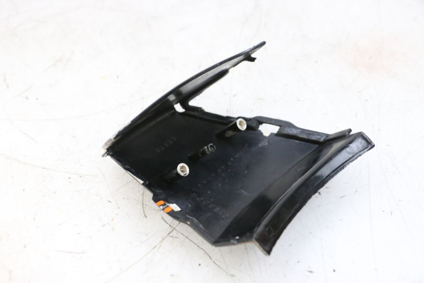 photo de JUNÇÃO DO CARENAGEM TRASEIRO HONDA NSR R 125 (1994 - 2003) - Ampliação técnica