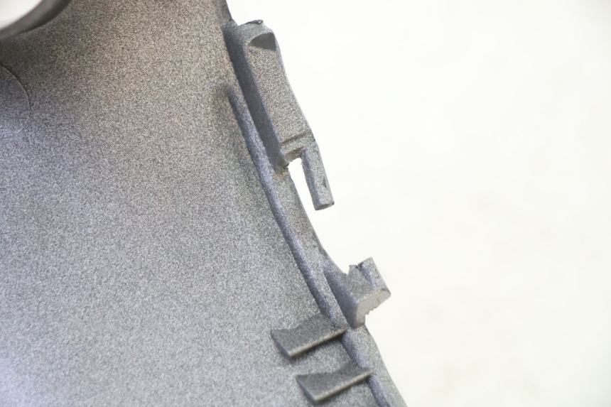 photo de JUNÇÃO DO CARENAGEM TRASEIRO HONDA NTV DEAUVILLE 650 (2001 - 2006) - Pontos de fixação