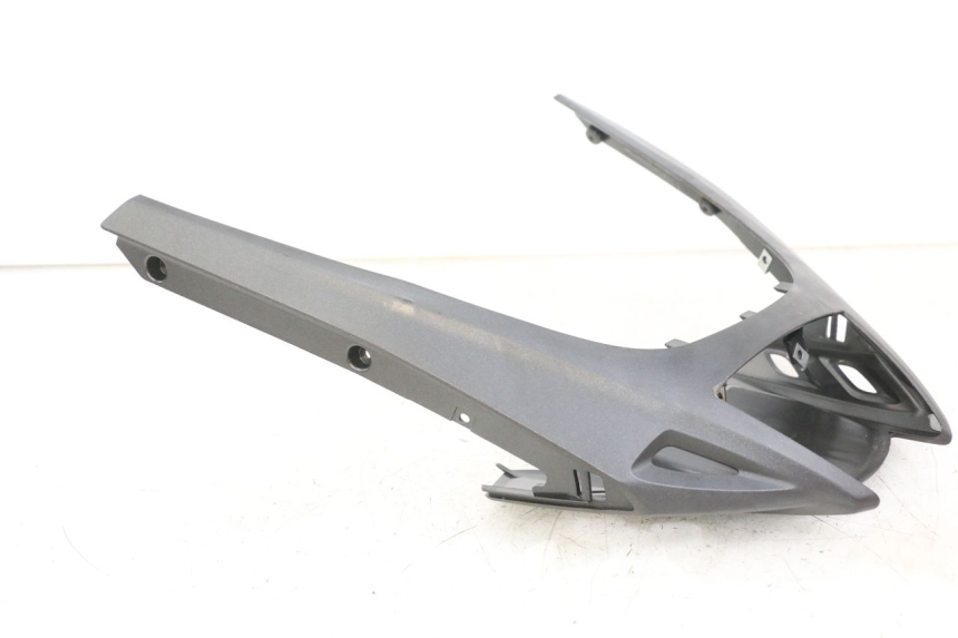 photo de JUNÇÃO DO CARENAGEM TRASEIRO PIAGGIO NEW TYPHOON 50 (2010 - 2017) - Ampliação técnica