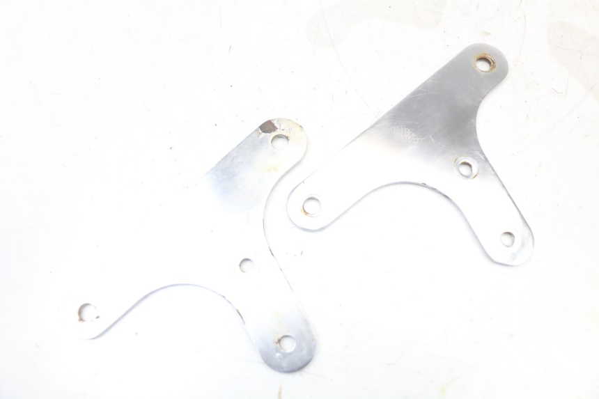 photo de JUNÇÃO DO CARENAGEM TRASEIRO REGAL RAPTOR SPYDER 125 (2010 - 2018) - Outro ângulo de visão