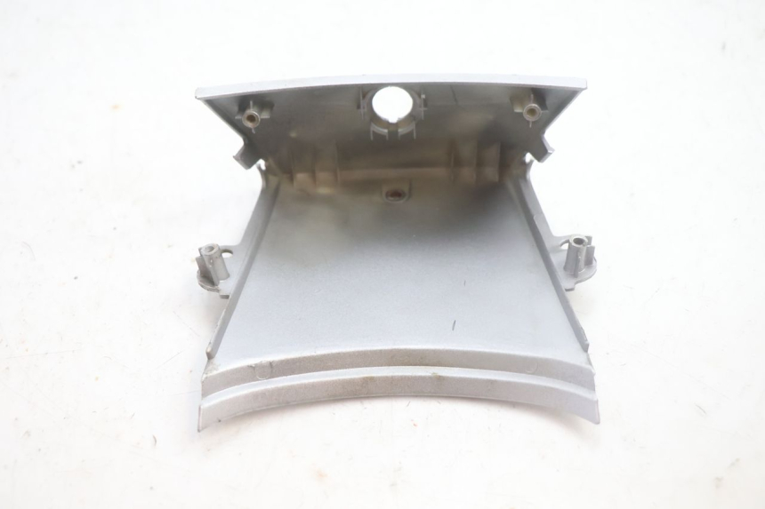 photo de JUNÇÃO DO CARENAGEM TRASEIRO HONDA SCV LEAD 100 (2003 - 2007) - Vista geral