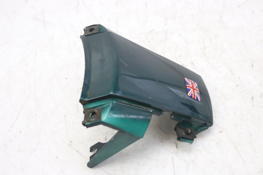 photo de JUNÇÃO DO CARENAGEM TRASEIRO TRIUMPH SPRINT ST 955 (1999 - 2001) - Estado da superfície