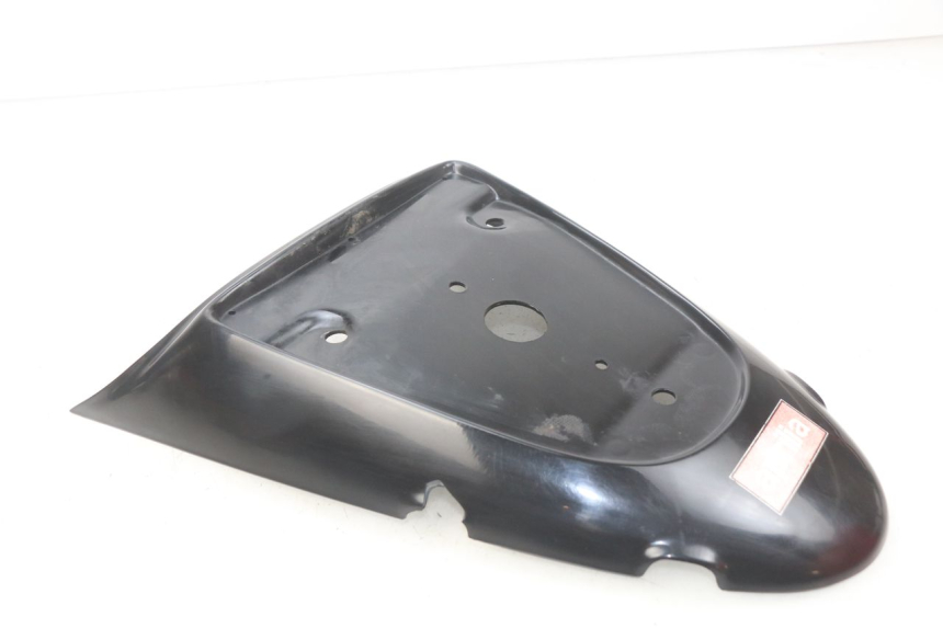 photo de JUNÇÃO DO CARENAGEM TRASEIRO APRILIA SR LC 50 (1997 - 2004) - Ampliação técnica