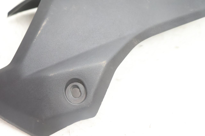 photo de JUNÇÃO DA CARROÇARIA TRASEIRA PEUGEOT STREETZONE NAKED 2T 50 (2014 - 2018) - Vista geral