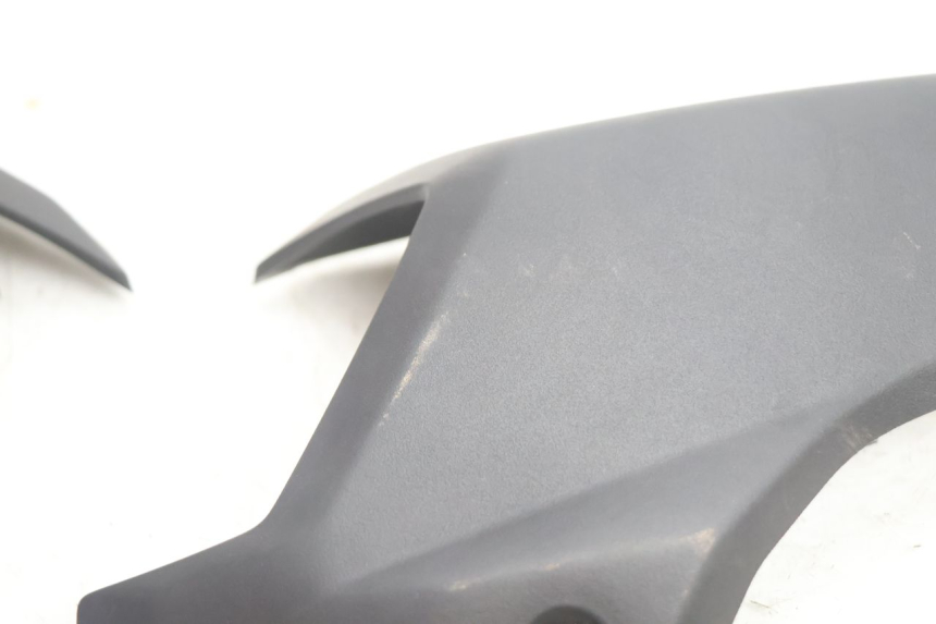 photo de JUNÇÃO DA CARROÇARIA TRASEIRA PEUGEOT STREETZONE NAKED 2T 50 (2014 - 2018) - Pontos de fixação