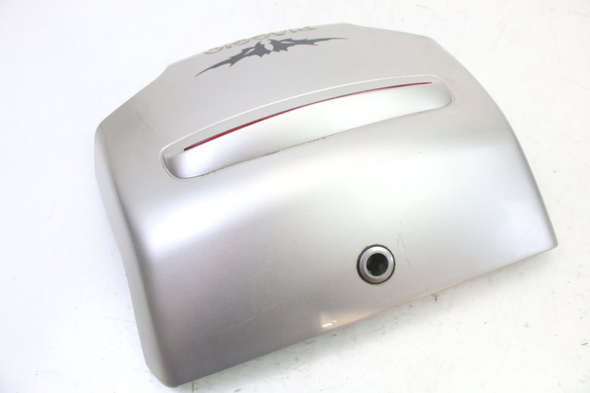 photo de JUNÇÃO DO CARENAGEM TRASEIRO PIAGGIO SUPER LX 125 (2000 - 2003) - Ampliação técnica