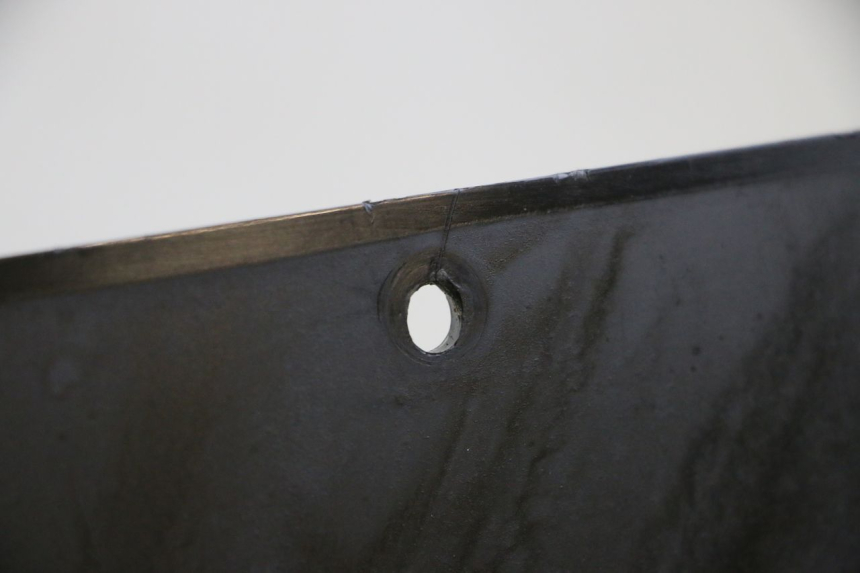 photo de JUNÇÃO DO CARENAGEM TRASEIRO SUPERIOR BMW C1 125 (2000 - 2003) - Detalhe da peça
