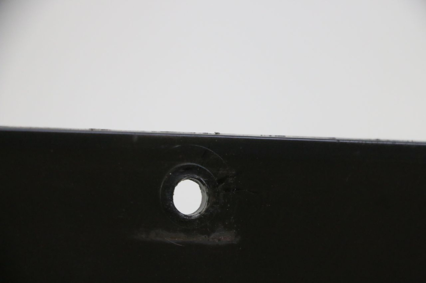 photo de JUNÇÃO DO CARENAGEM TRASEIRO SUPERIOR BMW C1 125 (2000 - 2003) - Outro ângulo de visão