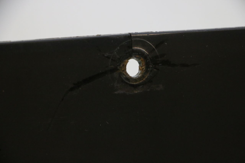 photo de JUNÇÃO DO CARENAGEM TRASEIRO SUPERIOR BMW C1 125 (2000 - 2003) - Ampliação técnica