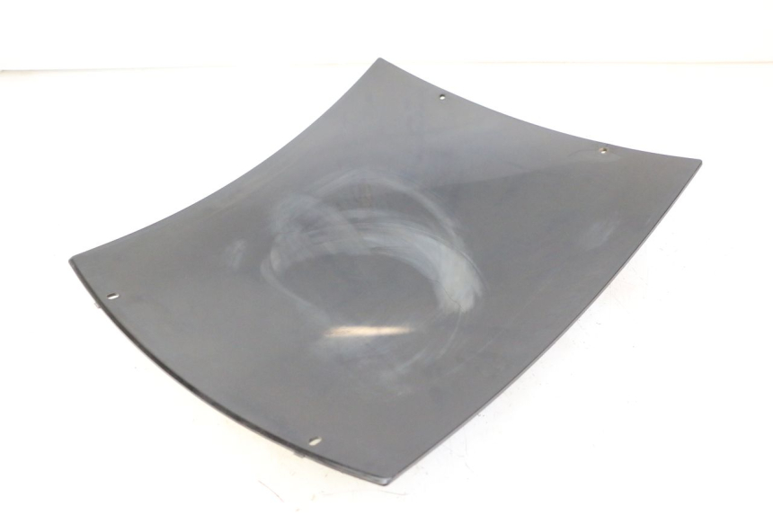 photo de JUNÇÃO DO CARENAGEM TRASEIRO SUPERIOR BMW C1 125 (2000 - 2003) - Pontos de fixação
