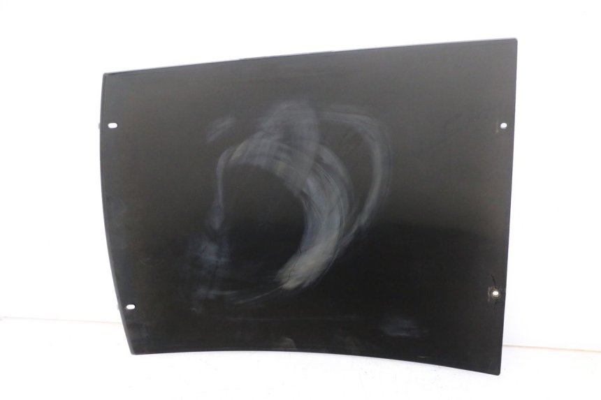 photo de JUNÇÃO DO CARENAGEM TRASEIRO SUPERIOR BMW C1 125 (2000 - 2003) - Estado da superfície
