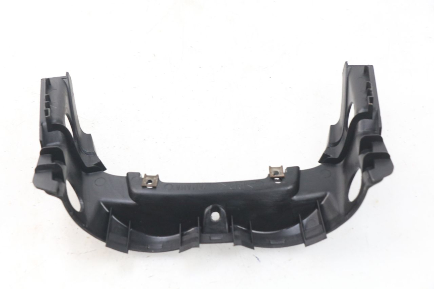 photo de JUNÇÃO DO CARENAGEM TRASEIRO SUPERIOR YAMAHA BW'S BWS 125 (2010 - 2013) - Outro ângulo de visão