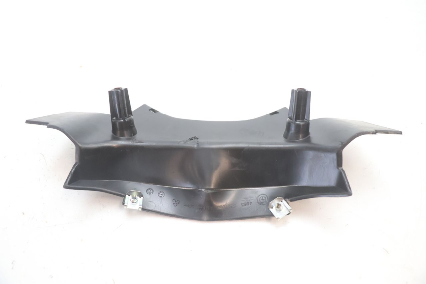 photo de JUNÇÃO DO CARENAGEM TRASEIRO SUPERIOR BMW C SPORT 650 (2015 - 2021) - Ampliação técnica