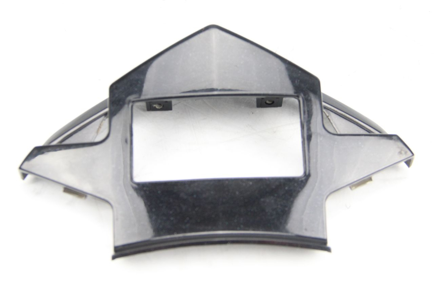 photo de JUNÇÃO DO CARENAGEM TRASEIRO SUPERIOR KYMCO DINK 4T 50 (2007 - 2018) - Detalhe da peça